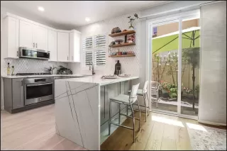 Photo #4: OC24156617 Listing 