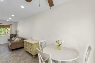 Photo #4: OC24157145 Listing 