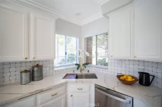 Photo #6: OC24157258 Listing 