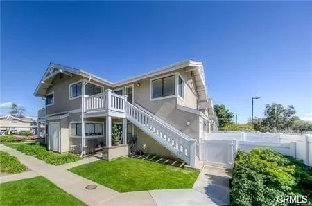 MLS: OC24157334 Condo For Sale