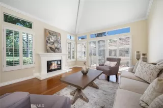 Photo #4: OC24157656 Listing