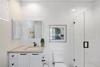 Photo #5: OC24157750 Listing 