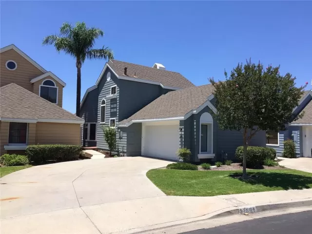 MLS: OC24157969 Condo For Sale