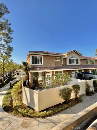 Photo #2: OC24158098 Listing 