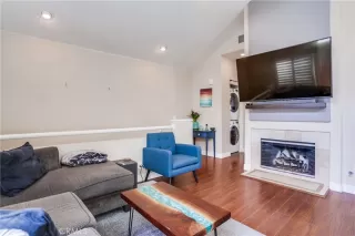 Photo #4: OC24158278 Listing