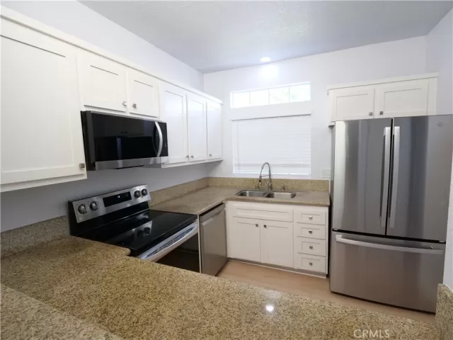 MLS: OC24159152 Condo For Sale