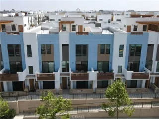 Photo #1: OC24159204 Listing 