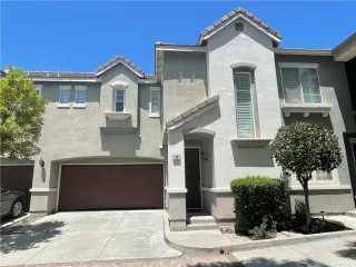 Photo #1: OC24159486 Listing 