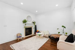 Photo #4: OC24159592 Listing 