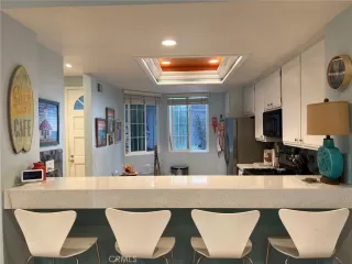 Photo #4: OC24160061 Listing