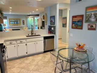 Photo #6: OC24160061 Listing