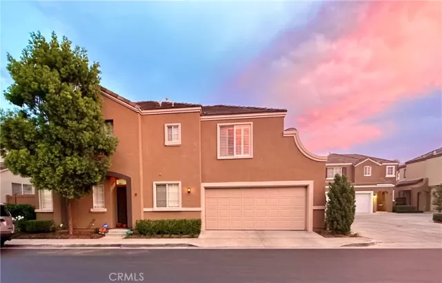 MLS: OC24160138 Condo For Sale