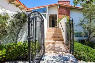 More Details about MLS # OC24160230 : 649 VISTA BONITA