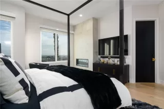 Photo #5: OC24160311 Listing