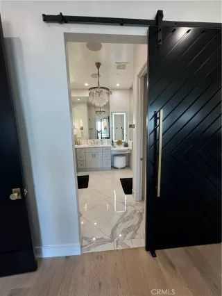 Photo #6: OC24160311 Listing