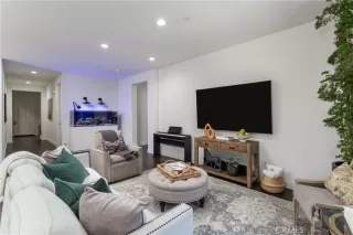 Photo #6: OC24160335 Listing