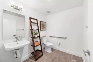 Photo #3: OC24160396 Listing 