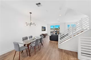 Photo #4: OC24160396 Listing 