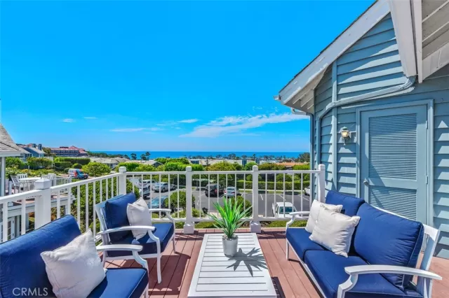 MLS: OC24160647 Condo For Sale