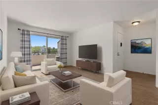 Photo #3: OC24160879 Listing