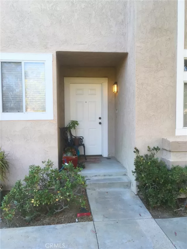 MLS: OC24161327 Condo For Sale