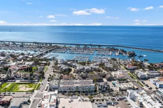 Photo #2: OC24163262 Listing 