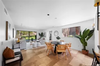 Photo #1: OC24163378 Listing 