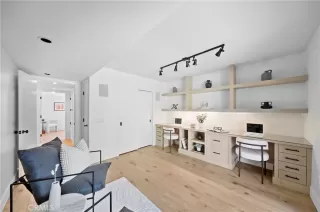 Photo #6: OC24163378 Listing 