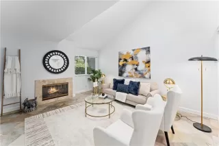 Photo #4: OC24163504 Listing 