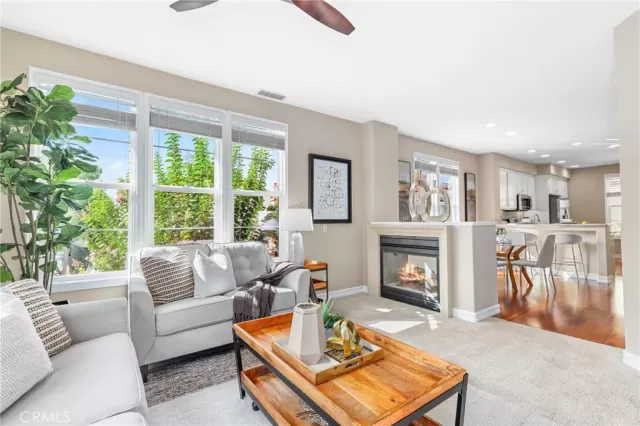 MLS: OC24163661 Condo For Sale