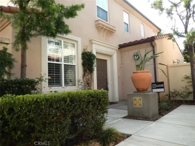 MLS: OC24163800 Condo For Sale