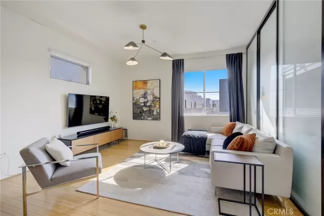 MLS: OC24164249 Condo For Sale