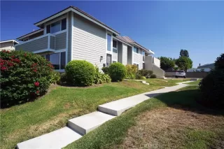 Photo #1: OC24164296 Listing 