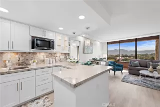 Photo #3: OC24164550 Listing