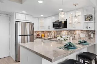 Photo #4: OC24164550 Listing