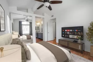 Photo #6: OC24164572 Listing 