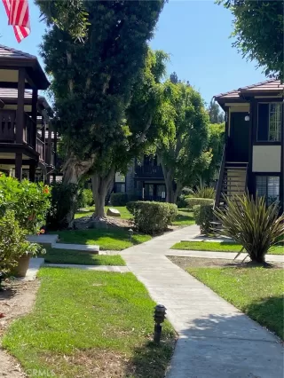 Photo #6: OC24164688 Listing 