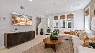 Photo #6: OC24164725 Listing 