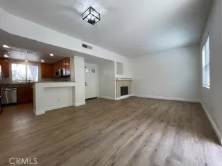 Photo #3: OC24164960 Listing 