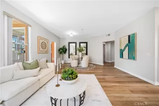 Photo #4: OC24165704 Listing 