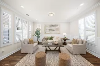 Photo #4: OC24165808 Listing 