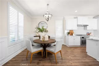 Photo #6: OC24165808 Listing 