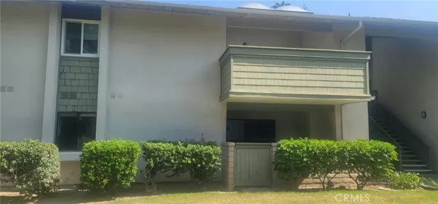 MLS: OC24165846 Condo For Sale