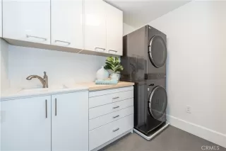 Photo #5: OC24166086 Listing