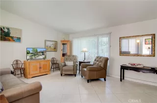 Photo #3: OC24166112 Listing 