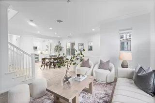 Photo #1: OC24166221 Listing 