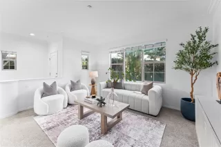 Photo #4: OC24166221 Listing 