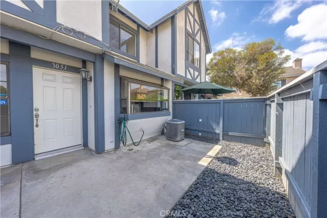 MLS: OC24166285 Condo For Sale