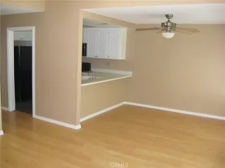 Photo #6: OC24166458 Listing 