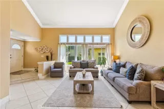 Photo #3: OC24166560 Listing 